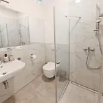 Отель Slanica 2*