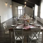 Slanica Наместово