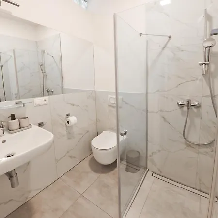 Hotel Slanica 2*