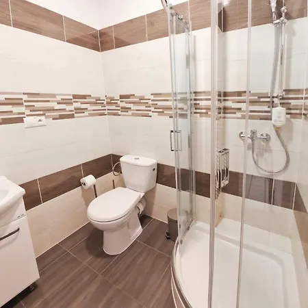 Slanica Hotel 2*