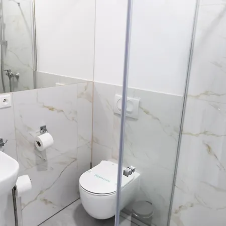 Slanica فندق