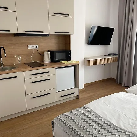 Slanica Hotel 2*